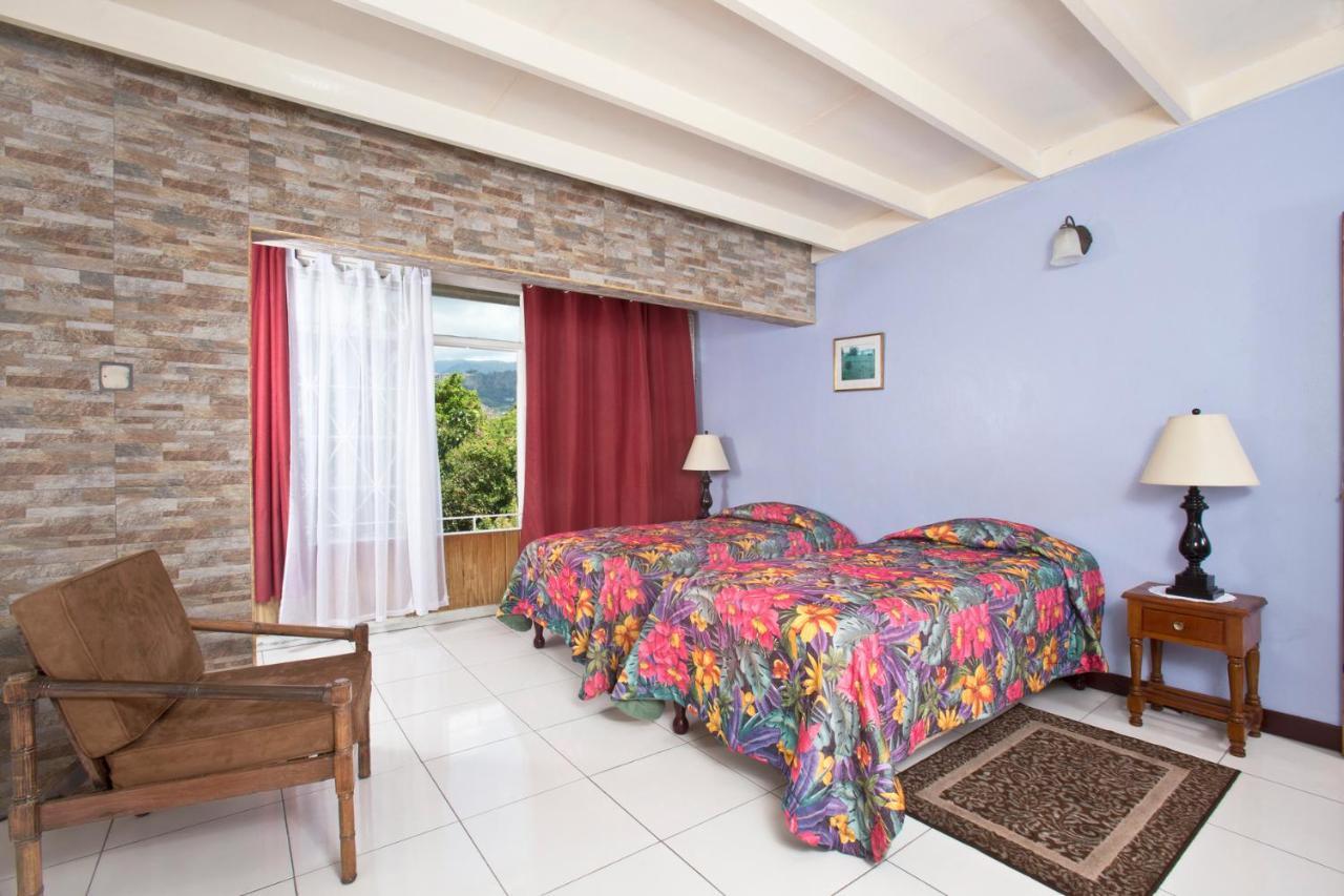 Villa The Gardens Kingston Exterior foto